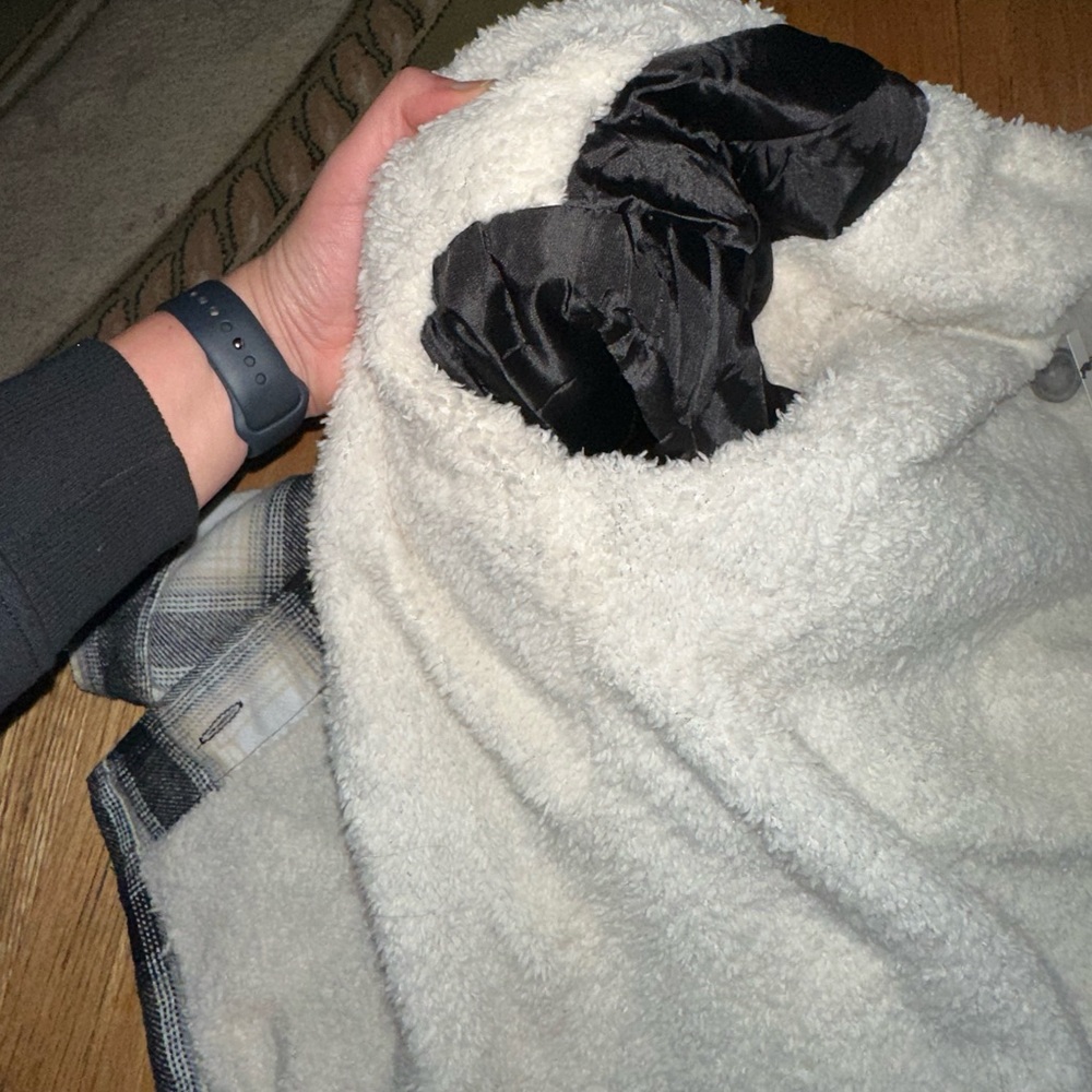 Shacket- Flannel Jacket (Ragstock) - Picture 4 of 8